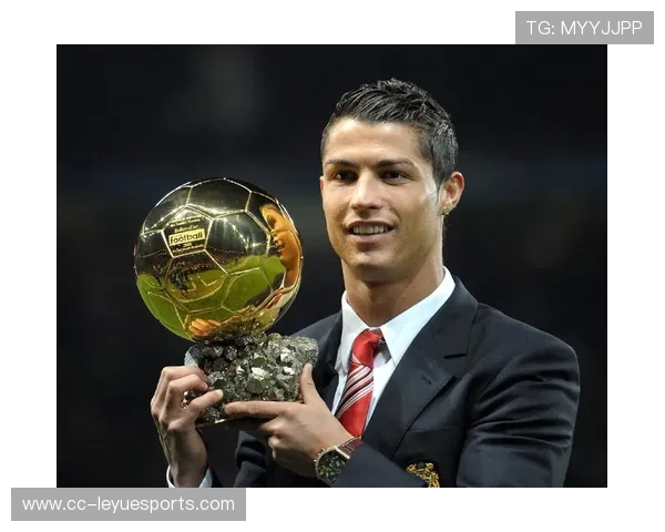 足球球星精准射门技巧分析与准度数据揭秘